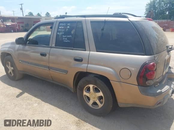 2002 Chevrolet TrailBlazer LS with VIN 1GNDS13S922447603, listed as a IAAI auction lot 42844550 with 237,278 mi miles and . Bid and sale history available at DreamBid. Image 3.