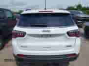 2023 Jeep Compass Latitude с VIN 3C4NJDBN5PT514975, выставлен на аукционе IAAI как лот 42470040 с пробегом 88 313 миль миль и . История ставок и продаж доступна на DreamBid. Изображение 16.
