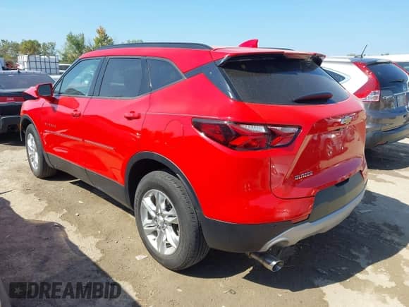 2020 Chevrolet Blazer LT with VIN 3GNKBDRS7LS678814, listed as a IAAI auction lot 43231581 with 90,417 mi miles and . Bid and sale history available at DreamBid. Image 3.