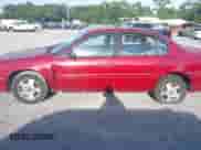 2004 Chevrolet Malibu Classic with VIN 1G1ND52F14M643621, listed as a IAAI auction lot 42484318 with 145,971 mi miles and . Bid and sale history available at DreamBid. Image 14.