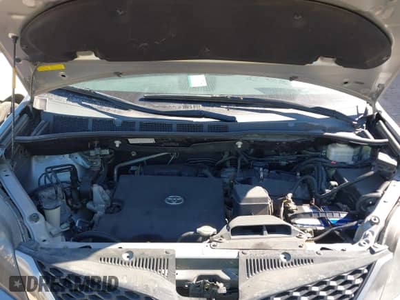 2014 Toyota Sienna SE z VIN 5TDXK3DC6ES421515, wystawiony jako IAAI lot #43467180 z przebiegiem 63 756 mil mil oraz . Historia ofert i sprzedaży dostępna na DreamBid. Obrazek 10.