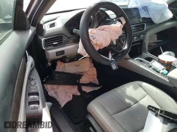 2019 Honda Accord EX-L z VIN 1HGCV3F52KA022227, wystawiony jako Copart lot #70465405 z przebiegiem 79 778 mil mil oraz Szkoda całkowita • Salvage title. Historia ofert i sprzedaży dostępna na DreamBid. Obrazek 8.