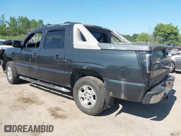 2004 Chevrolet Avalanche Z71 z VIN 3GNEK12T14G117298, wystawiony jako IAAI lot #42600262 z przebiegiem 209 889 mil mil oraz . Historia ofert i sprzedaży dostępna na DreamBid. Obrazek 3.