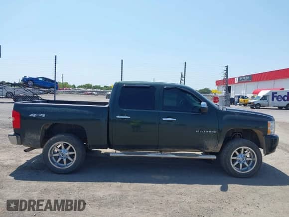 2013 Chevrolet Silverado 1500 LTZ with VIN 3GCPKTE75DG199046, listed as a IAAI auction lot 42345206 with 117,974 mi miles and . Bid and sale history available at DreamBid. Image 13.