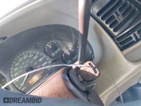 2004 Chevrolet Astro Cargo с VIN 1GCDM19X04B123352, выставлен на аукционе IAAI как лот 41879842 с пробегом 197 916 миль миль и . История ставок и продаж доступна на DreamBid. Изображение 11.