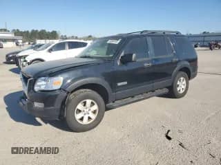2006 Ford Explorer XLT z VIN 1FMEU73876UB70180, wystawiony jako Copart lot #50069165 z przebiegiem 266 721 mil mil oraz Szkoda całkowita • Salvage title. Historia ofert i sprzedaży dostępna na DreamBid. Obrazek 1.