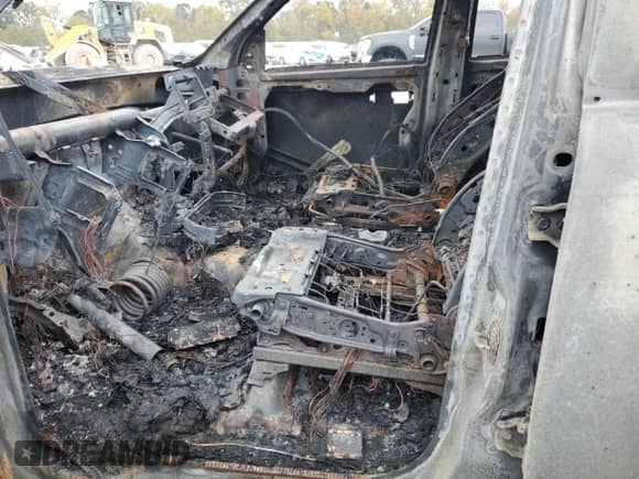 2009 Dodge 1500 ST с VIN 1D3HB18T09S782200, выставлен на аукционе Copart как лот 78393764 с пробегом Не указан миль и На запчасти • Non repairable. История ставок и продаж доступна на DreamBid. Изображение 7.