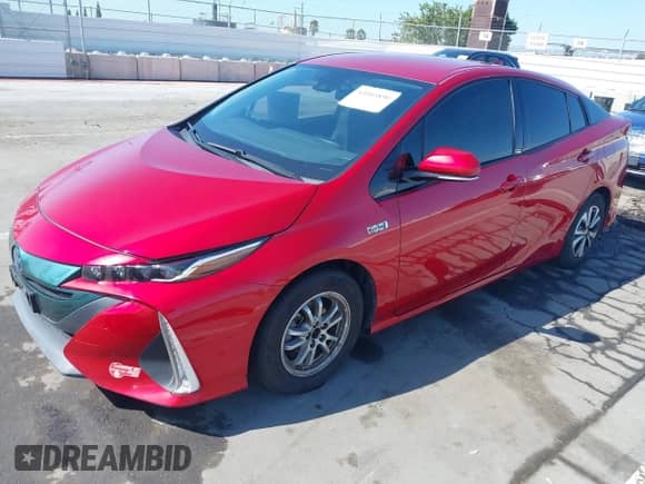 2018 Toyota Prius Plus z VIN JTDKARFP7J3075941, wystawiony jako IAAI lot #43061890 z przebiegiem 117 714 mil mil oraz . Historia ofert i sprzedaży dostępna na DreamBid. Obrazek 17.