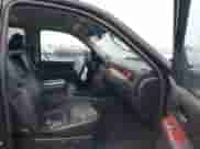 2011 Chevrolet Silverado 1500 LTZ z VIN 3GCPKTE27BG375676, wystawiony jako IAAI lot #41205671 z przebiegiem 124 058 mil mil oraz . Historia ofert i sprzedaży dostępna na DreamBid. Obrazek 5.