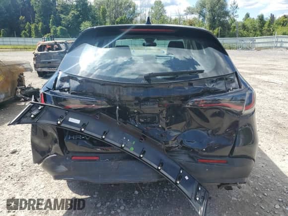 2023 Honda HR-V LX with VIN 3CZRZ2H38PM724916, listed as a Copart auction lot 70413665 with 52,109 mi miles and Salvage title. Bid and sale history available at DreamBid. Image 6.