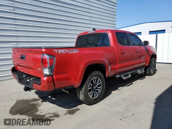 2022 Toyota Tacoma SR5 with VIN 3TMDZ5BN3NM137709, listed as a Copart auction lot 68311955 with Not provided miles and Clean title. Bid and sale history available at DreamBid. Image 3.