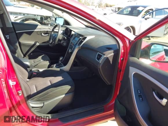 2016 Hyundai Elantra с VIN KMHD35LH1GU266519, выставлен на аукционе IAAI как лот 43460337 с пробегом 104 306 миль миль и . История ставок и продаж доступна на DreamBid. Изображение 5.