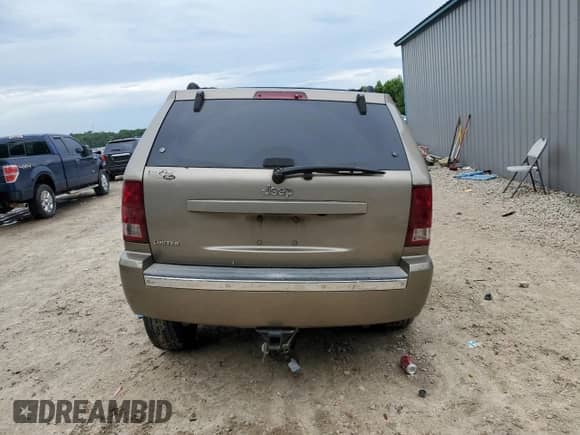 2006 Jeep Grand Cherokee Limited with VIN 1J4HS58N66C211974, listed as a Copart auction lot 60281945 with 220,229 mi miles and Salvage title. Bid and sale history available at DreamBid. Image 6.