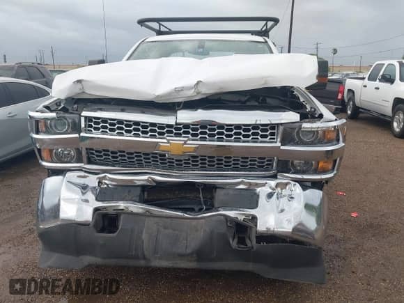 2019 Chevrolet Silverado 2500HD Work Truck z VIN 2GC2CREG8K1149824, wystawiony jako IAAI lot #41895440 z przebiegiem 241 366 mil mil oraz . Historia ofert i sprzedaży dostępna na DreamBid. Obrazek 13.