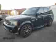 2013 Land Rover Range Rover Sport HSE z VIN SALSF2D46DA780501, wystawiony jako Copart lot #84593355 z przebiegiem 122 324 mil mil oraz Czysty tytuł • Clean title. Historia ofert i sprzedaży dostępna na DreamBid. Obrazek 1.