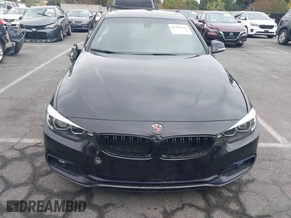 2018 BMW 4 Series 430i with VIN WBA4J1C54JBM11044, listed as a IAAI auction lot 42709833 with 94,624 mi miles and . Bid and sale history available at DreamBid. Image 13.