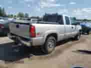 2006 Chevrolet Silverado 1500 LT1 with VIN 2GCEK19V561259455, listed as a Copart auction lot 64430245 with 262,394 mi miles and Salvage title. Bid and sale history available at DreamBid. Image 3.
