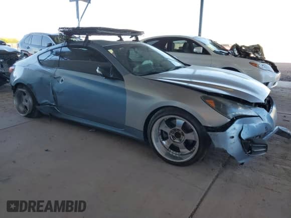2010 Hyundai Genesis Coupe с VIN KMHHT6KDXAU042503, выставлен на аукционе Copart как лот 54208635 с пробегом 168 156 миль миль и Списание • Salvage title. История ставок и продаж доступна на DreamBid. Изображение 4.