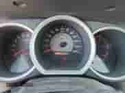 2006 Toyota Tacoma с VIN 5TELU42N76Z261961, выставлен на аукционе Copart как лот 71726885 с пробегом 294 988 миль миль и Списание • Salvage title. История ставок и продаж доступна на DreamBid. Изображение 9.