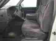 1999 GMC Sierra 1500 SL с VIN 1GTEC14V0XE515294, выставлен на аукционе Copart как лот 83697634 с пробегом Не указан миль и Списание • Salvage title. История ставок и продаж доступна на DreamBid. Изображение 7.