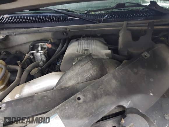 2002 Chevrolet Avalanche z VIN 3GNEK13T42G206293, wystawiony jako IAAI lot #42590413 z przebiegiem Nie podano mil oraz . Historia ofert i sprzedaży dostępna na DreamBid. Obrazek 10.