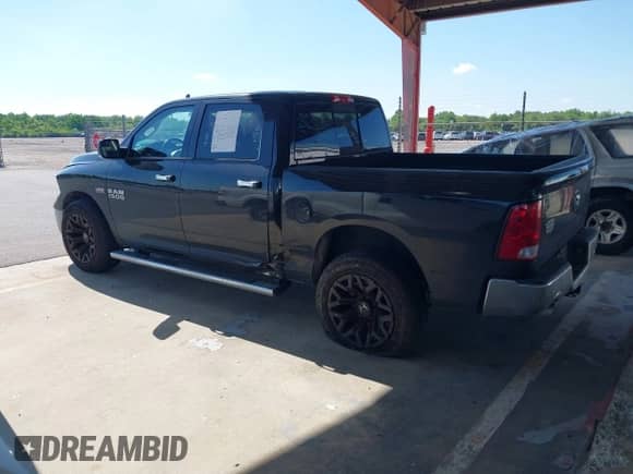 2017 Ram 1500 Big Horn z VIN 3C6RR6LT4HG592197, wystawiony jako IAAI lot #42182395 z przebiegiem 169 157 mil mil oraz . Historia ofert i sprzedaży dostępna na DreamBid. Obrazek 14.
