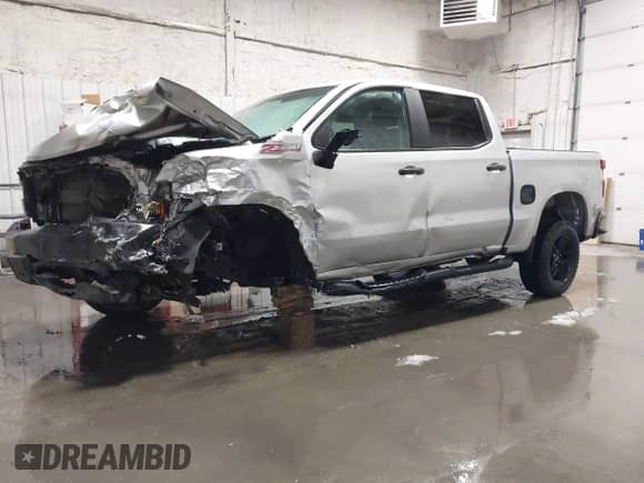 2020 Chevrolet Silverado 1500 Custom Trail Boss with VIN 3GCPYCEF7LG255928, listed as a IAAI auction lot 41109790 with 63,324 mi miles and . Bid and sale history available at DreamBid. Image 17.