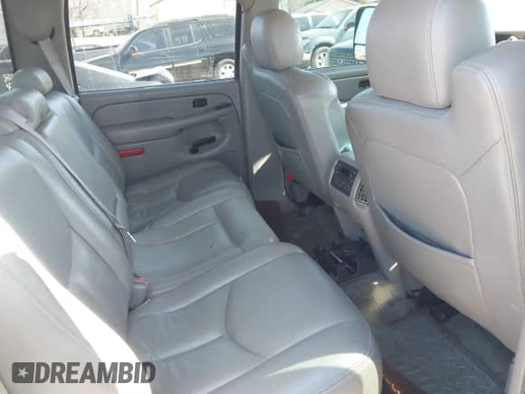 2004 GMC Sierra 1500 SLE with VIN 2GTEK13T941431569, listed as a IAAI auction lot 41715447 with 195,687 mi miles and . Bid and sale history available at DreamBid. Image 8.