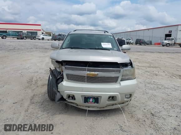 2007 Chevrolet Suburban LTZ с VIN 3GNFK163X7G217774, выставлен на аукционе IAAI как лот 43051349 с пробегом 239 882 миль миль и . История ставок и продаж доступна на DreamBid. Изображение 12.