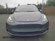 2023 Tesla Model Y Long Range z VIN 7SAYGDEE2PF828057, wystawiony jako Copart lot #68909315 z przebiegiem 22 317 mil mil oraz Szkoda całkowita • Salvage title. Historia ofert i sprzedaży dostępna na DreamBid. Obrazek 5.