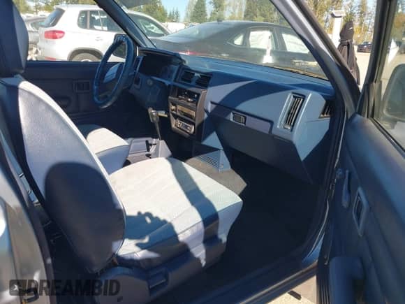 1992 Nissan Frontier z VIN 1N6SD16S4NC367367, wystawiony jako IAAI lot #43438308 z przebiegiem 247 299 mil mil oraz . Historia ofert i sprzedaży dostępna na DreamBid. Obrazek 5.
