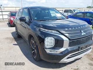 2024 Mitsubishi Outlander SE z VIN JA4J3VA81RZ012612, wystawiony jako IAAI lot #42987561 z przebiegiem 35 220 mil mil oraz . Historia ofert i sprzedaży dostępna na DreamBid. Obrazek 1.