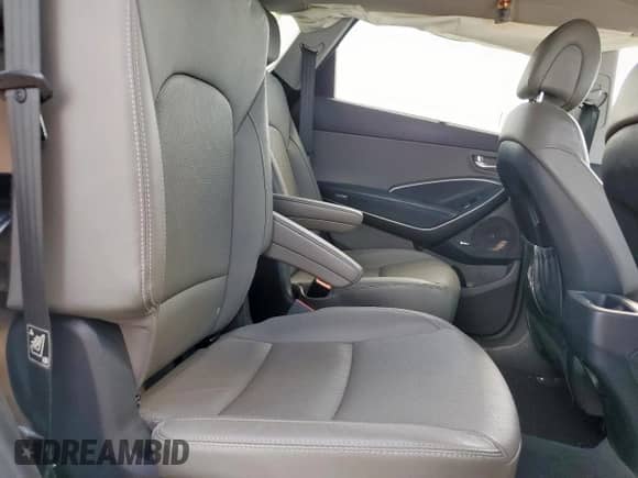 2019 Hyundai Santa Fe Limited Ultimate с VIN KM8SR4HF4KU306172, выставлен на аукционе Copart как лот 81732615 с пробегом 100 448 миль миль и Списание • Salvage title. История ставок и продаж доступна на DreamBid. Изображение 11.