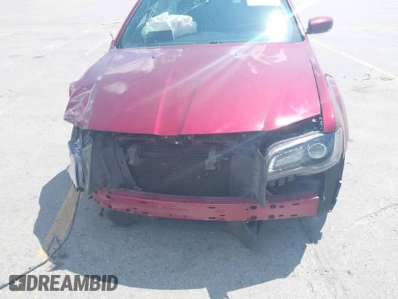 2023 Chrysler 300 S z VIN 2C3CCABGXPH577391, wystawiony jako IAAI lot #42719797 z przebiegiem 38 423 mil mil oraz . Historia ofert i sprzedaży dostępna na DreamBid. Obrazek 6.