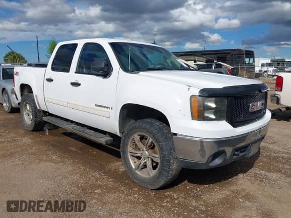 2008 GMC Sierra 1500 SLE1 с VIN 3GTEK13358G311412, выставлен на аукционе IAAI как лот 43209533 с пробегом 368 333 миль миль и . История ставок и продаж доступна на DreamBid. Изображение 1.