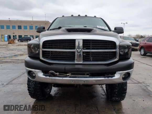 2007 Dodge 2500 SLT with VIN 3D7KS28D87G824216, listed as a Copart auction lot 52197165 with 333,195 mi miles and Salvage title. Bid and sale history available at DreamBid. Image 5.