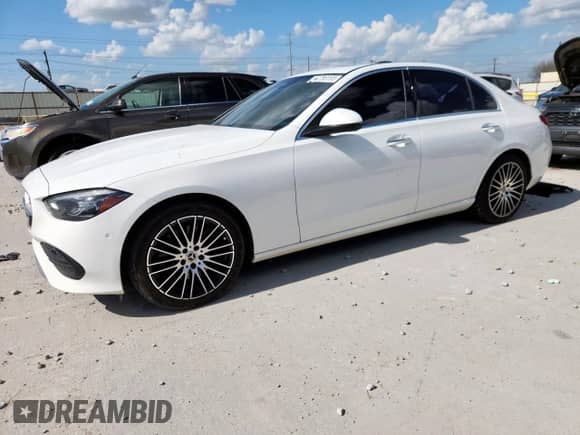 2022 Mercedes-Benz C 300 с VIN W1KAF4GB1NR016444, выставлен на аукционе Copart как лот 63758155 с пробегом 70 339 миль миль и Чистый • Clean title. История ставок и продаж доступна на DreamBid. Изображение 1.