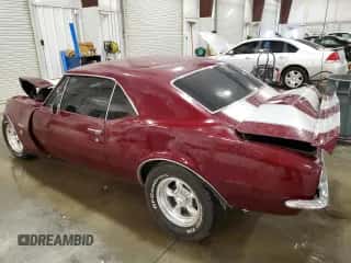 1967 Chevrolet Camaro z VIN 124377N206140, wystawiony jako Copart lot #61866295 z przebiegiem 82 547 mil mil oraz Szkoda całkowita • Salvage title. Historia ofert i sprzedaży dostępna na DreamBid. Obrazek 2.