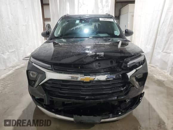 2025 Chevrolet TrailBlazer LT z VIN KL79MRSL7SB065374, wystawiony jako Copart lot #90125435 z przebiegiem Nie podano mil oraz Szkoda całkowita • Salvage title. Historia ofert i sprzedaży dostępna na DreamBid. Obrazek 5.