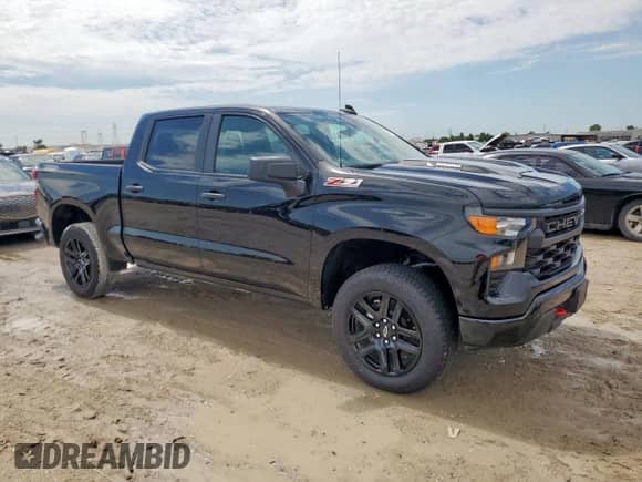 2024 Chevrolet Silverado 1500 Custom Trail Boss z VIN 3GCUDCE86RG359836, wystawiony jako Copart lot #60419635 z przebiegiem Nie podano mil oraz Szkoda całkowita • Salvage title. Historia ofert i sprzedaży dostępna na DreamBid. Obrazek 4.