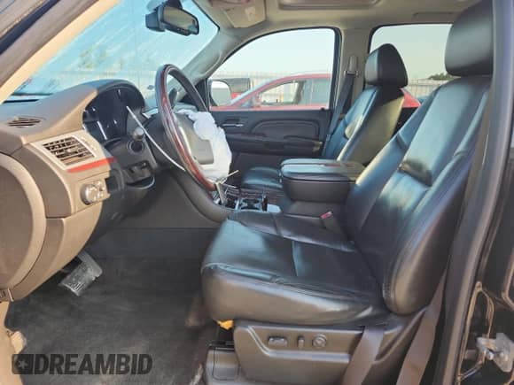 2008 Cadillac Escalade EXT with VIN 3GYFK62898G196001, listed as a Copart auction lot 71887995 with 120,434 mi miles and Clean title. Bid and sale history available at DreamBid. Image 7.