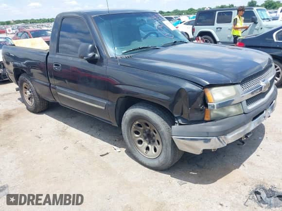 2005 Chevrolet Silverado 1500 Work Truck with VIN 1GCEC14X65Z204931, listed as a IAAI auction lot 42353592 with 266,173 mi miles and . Bid and sale history available at DreamBid. Image 1.
