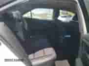 2015 Toyota Camry SE z VIN 4T1BF1FK6FU901540, wystawiony jako Copart lot #67824065 z przebiegiem 120 485 mil mil oraz Szkoda całkowita • Salvage title. Historia ofert i sprzedaży dostępna na DreamBid. Obrazek 10.