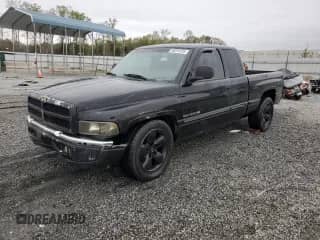 1998 Dodge 1500 с VIN 3B7HC13Z0WG171183, выставлен на аукционе Copart как лот 50291535 с пробегом 334 533 миль миль и Списание • Salvage title. История ставок и продаж доступна на DreamBid. Изображение 1.