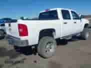 2013 Chevrolet Silverado 1500 LT z VIN 3GCPKSEA4DG107799, wystawiony jako IAAI lot #43397786 z przebiegiem 169 282 mil mil oraz . Historia ofert i sprzedaży dostępna na DreamBid. Obrazek 4.