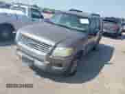 2006 Ford Explorer XLT с VIN 1FMEU63E06UA41388, выставлен на аукционе IAAI как лот 43221710 с пробегом 106 650 миль миль и . История ставок и продаж доступна на DreamBid. Изображение 2.