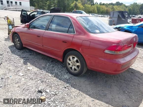 2002 Honda Accord SE with VIN 1HGCG66892A088702, listed as a IAAI auction lot 43313232 with 182,094 mi miles and . Bid and sale history available at DreamBid. Image 3.