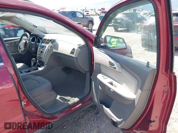 2011 Chevrolet Traverse 2LT with VIN 1GNKVJED7BJ116411, listed as a IAAI auction lot 42987525 with 169,171 mi miles and . Bid and sale history available at DreamBid. Image 5.
