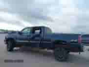 2003 Chevrolet Silverado 2500HD LS z VIN 1GCHK23U73F169313, wystawiony jako IAAI lot #42730794 z przebiegiem 182 152 mil mil oraz . Historia ofert i sprzedaży dostępna na DreamBid. Obrazek 15.