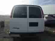 2012 Chevrolet Express Passenger 1LT z VIN 1GAZG1FG4C1192088, wystawiony jako Copart lot #67122235 z przebiegiem 138 401 mil mil oraz Szkoda całkowita • Salvage title. Historia ofert i sprzedaży dostępna na DreamBid. Obrazek 6.
